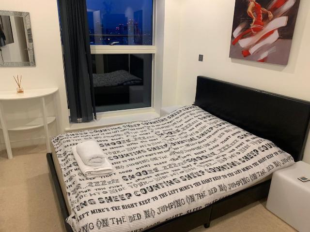 No.1 Media City, Salford, Lancashire M50, 2 bed flat to rent, £1,395 pcm | PrimeLocation
