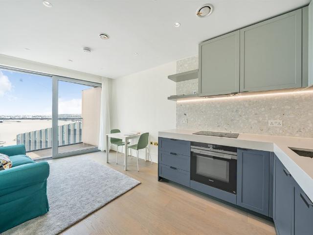 No.3, Upper Riverside, Cutter Lane, Greenwich Peninsula SE10, 1 bed flat to rent, £2,450 pcm | PrimeLocation