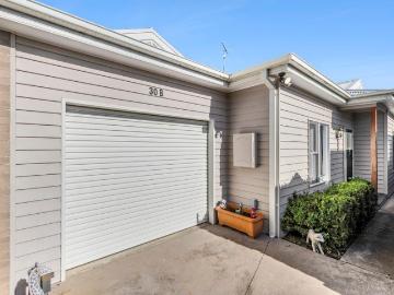 No Body Corporate Fees, North Facing, Low Maintenance Living in a Convenient Location!