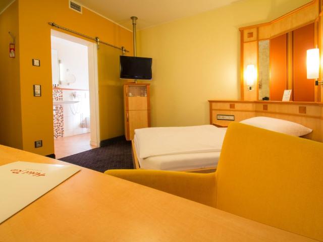 No kitchen Wonderful, lovely studio, Karlsruhe Amsterdam Apartments for Rent