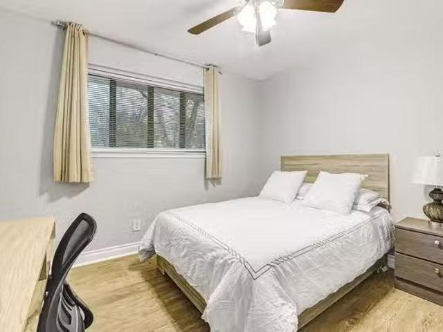 NO MOVE IN FEES! TVs & WORK DESK IN EVERY ROOM! Great location.