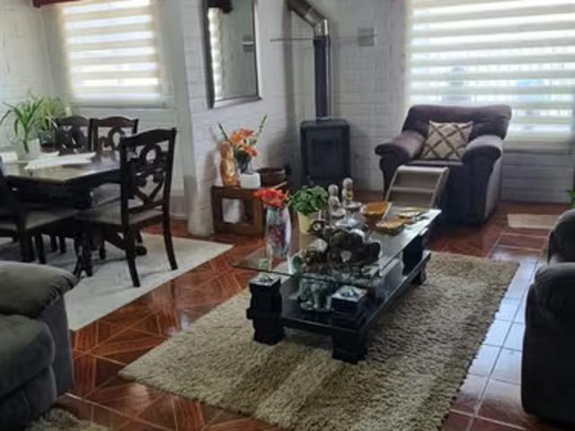 No pierdas esta gran oportunidad! 5 dormitorios por 139000. 00 en Villa Alemana