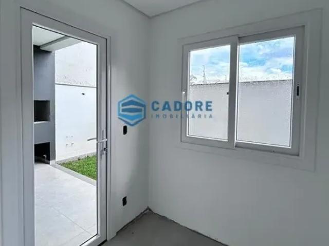 No Sagrada Família três dormitórios suite 160 m²