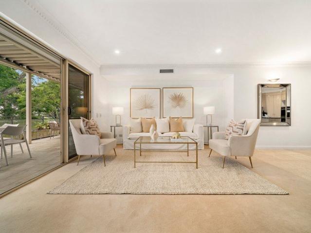 No Stairs, Single Level Living with Stunning Golf Course Views Over 55s Living