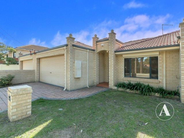 NO STRATA FEES Easy Care Living in a Quiet & Convenient Location