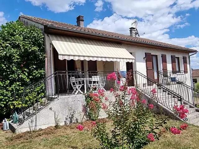 Nontron 24300 Achat / Vente maison 5 pièces t5