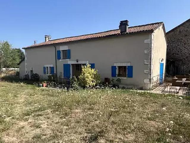 Nontron 24300 Achat / Vente maison 7 pièces t7 au dernier étage
