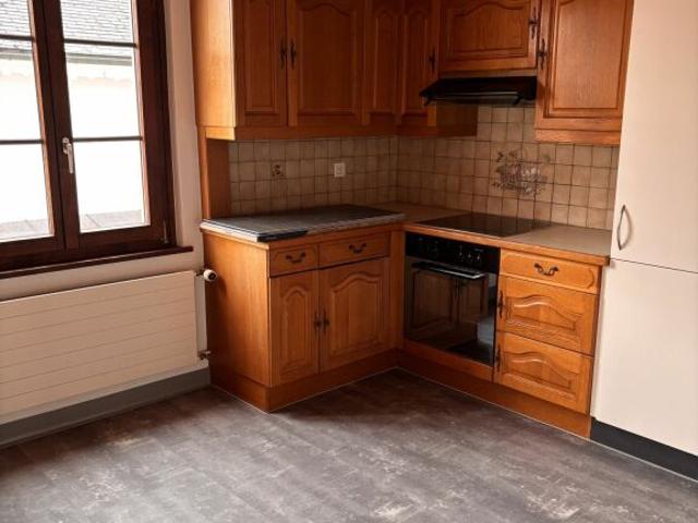 Non loin du centre ville, appartement de 2.5 pièces à louer