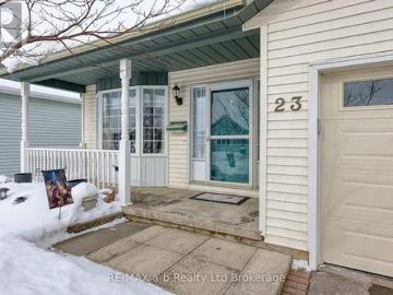 Oxford, Ontario - Patio, Garden, Swimming pool