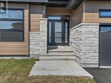 1345 Diamond Street, Clarence Rockland, ON, K4K 0M6 house for sale | Listing ID X12998 | Royal LePage