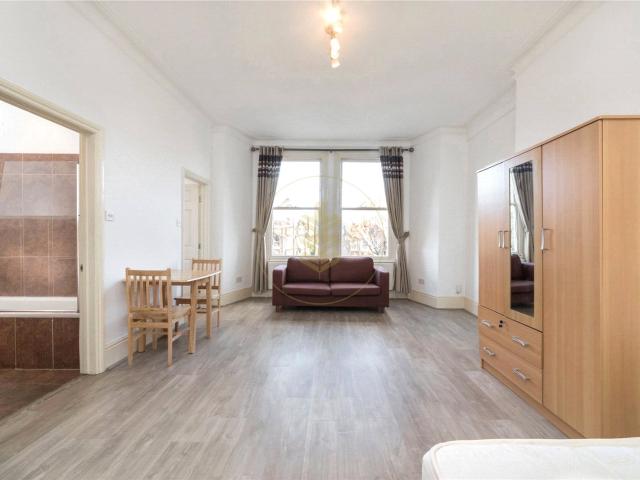 None room apartment to let in Christchurch Avenue, Mapesbury, NW6 united kingdom