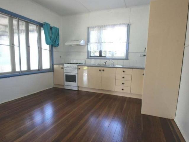 None to let in 2/2 Johnson Street, West Mackay 2 bed