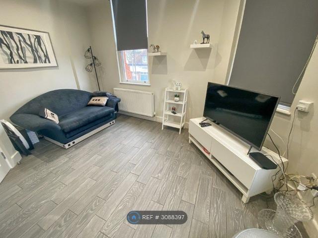 None, 1 bed flat to rent, £202 | PrimeLocation