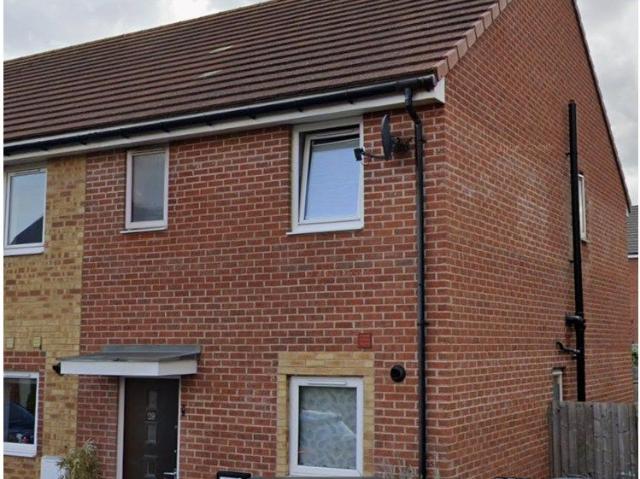 Malthouse Drive, Grays RM17, 2 bed end terrace house to rent, £1,800 pcm | PrimeLocation