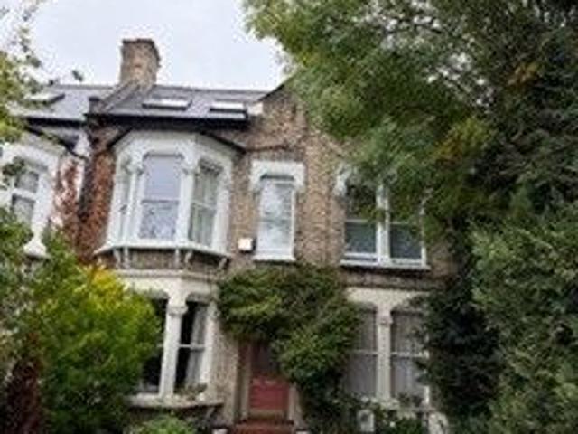 Trinity Rise, London SW2, 2 bed flat to rent, £2,200 pcm | PrimeLocation