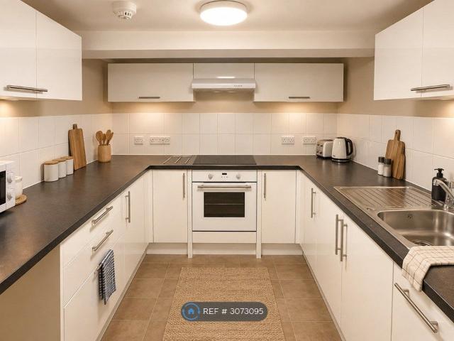 Stokes Croft, Bristol BS1, 4 bed maisonette to rent, £3,160 pcm | PrimeLocation