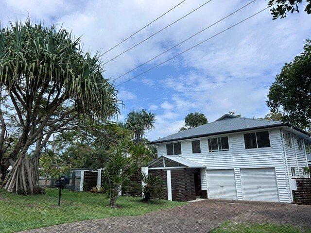 NOOSA HEADS AND SUPERB