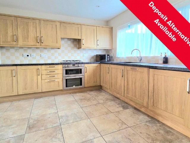 Noahs Ark, Sevenoaks TN15 3 bed terraced house to rent £1,900 pcm £438 pw