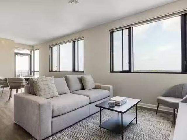 Nobe Market, 11418 Rockville Pike, North Bethesda 2 Bedroom.
