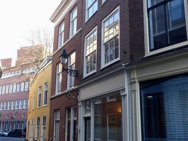 Nobelstraat, Tussenwoning te huur in Den Haag Expat & property Management