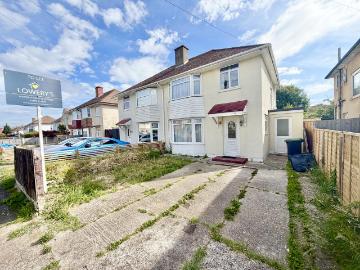 Nobes Avenue, Gosport PO13 3 bed semi detached house to rent £1,550 pcm £358 pw