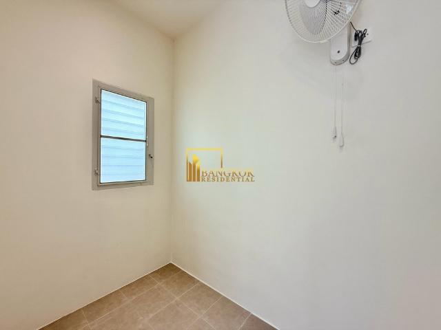 Noble Terra | Modern 4 Bedroom House For Rent in Rama 9 Area BR28346SH