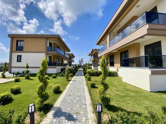 Noble Villaları Denize 600 M Lüks Havuzlu 3+1 Villa 300 M² Bahçe