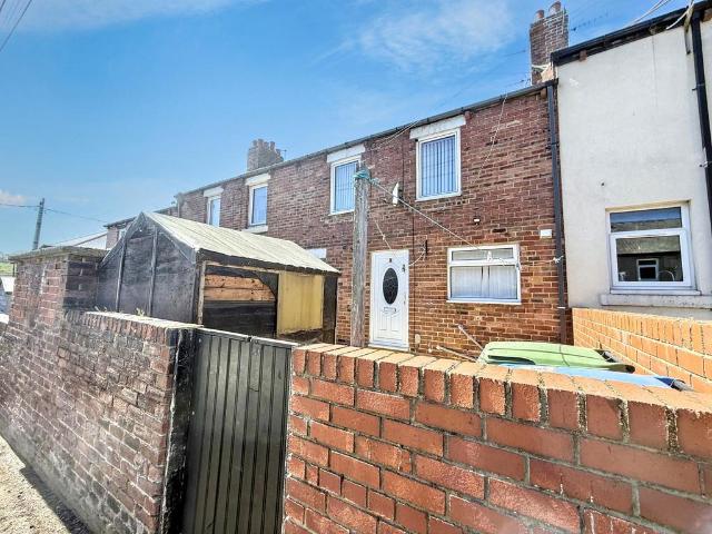 Noble Street, Easington, Peterlee. 3 bed terraced house to rent £550 pcm £127 pw