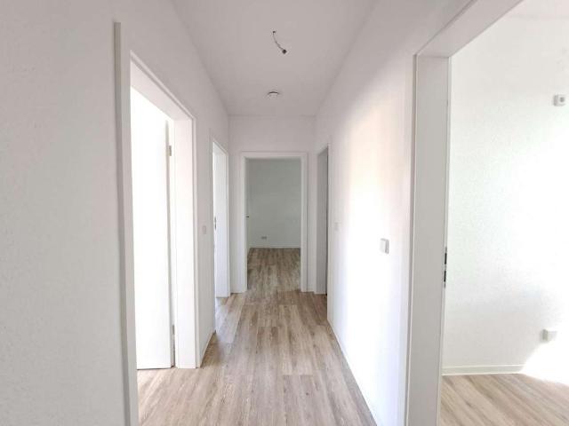 ! Noch dieses Jahr umziehen 3 Raumwohnung zum Verlieben!