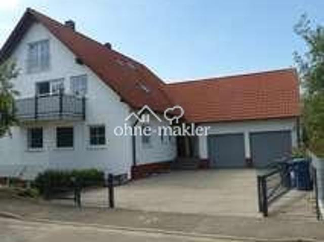 Noch günstiger, Eigentumswohnung, 2 Zimmer Souterrain, sehr hell, ruhig, mit Garten