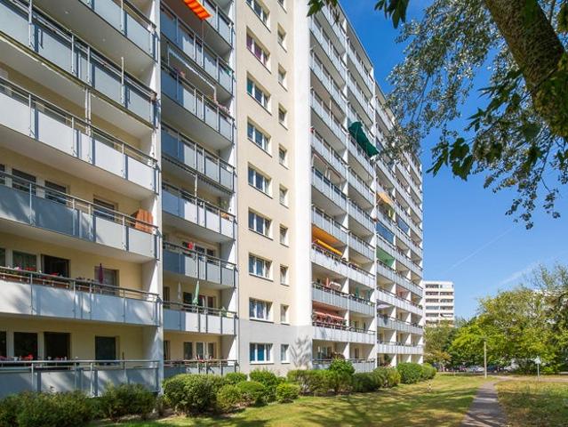 NOCH IM BAU Moderne Wohnung am Bürgerpark Marzahn mit Wannenbad und offener Küche