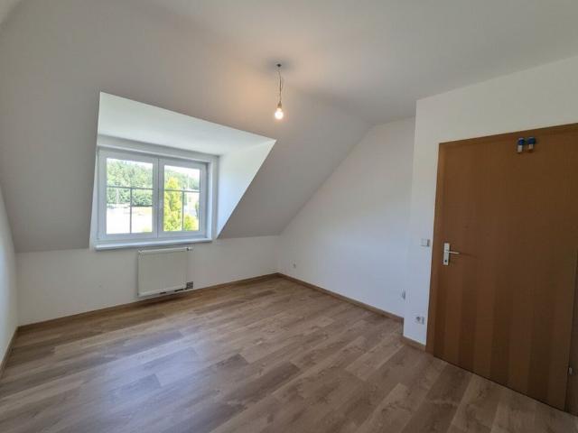 Nöchling herrliche Dachgeschosswohnung Bezirk Melk mit eigenem Badeteich