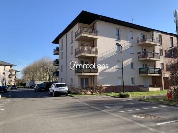 NOEUX LES MINES Appartement T3 en RDC + terrasse + 2 places