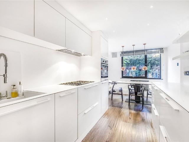 Noel Coward House, 65 Vauxhall Bridge Road SW1V, 2 bed flat to rent, £3,850 pcm | PrimeLocation