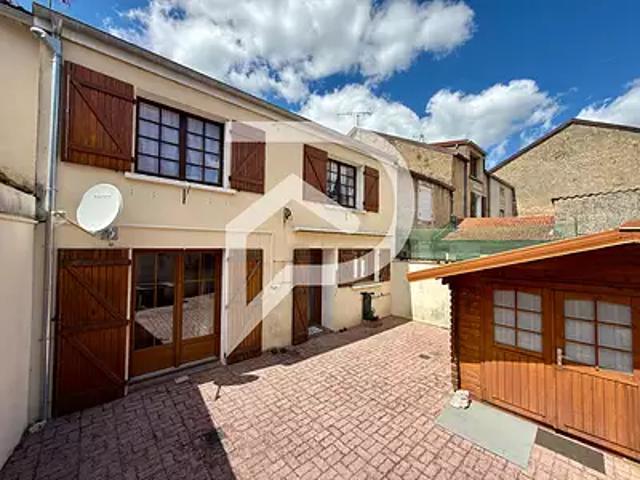 Nogent 52800 Achat / Vente maison 3 pièces t3 terrasse cave