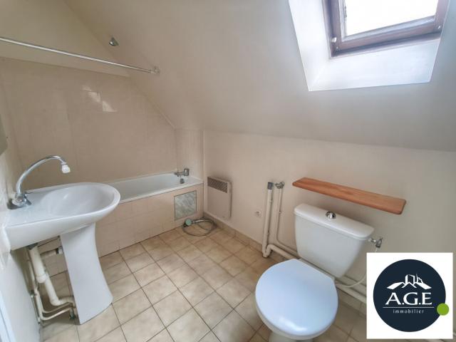 NOGENT LE ROI / Location Appartement 3 Pièces 44 m²