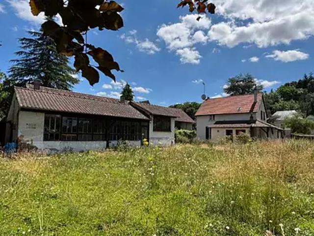 Nogent le Roi 28210 Achat / Vente maison 6 pièces t6 au dernier étage cave
