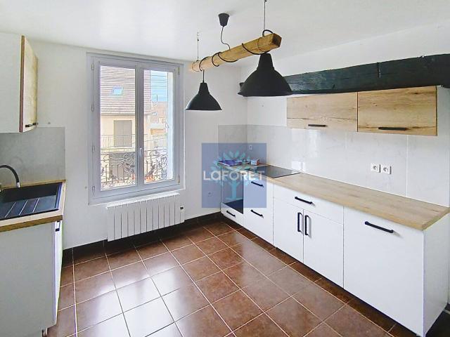 Nogent Sur Oise Appartement 3 pièces proche centre ville de 5