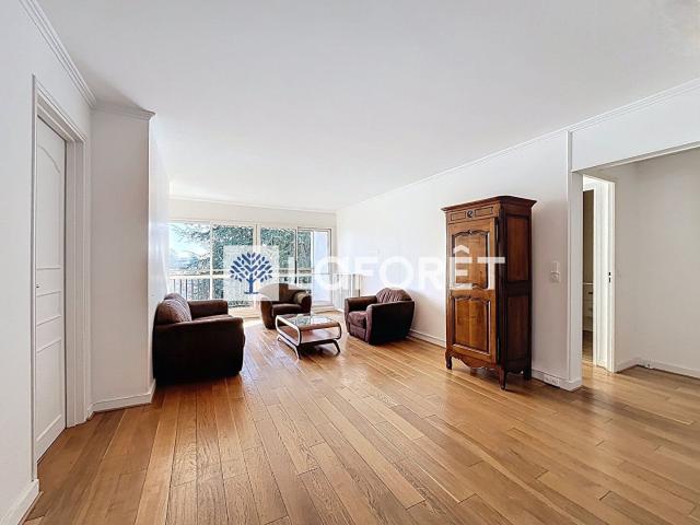 Noisy Le Roi Appartement 5 pièces / 3 chambres 99 m² 99m² Noisy le Roi