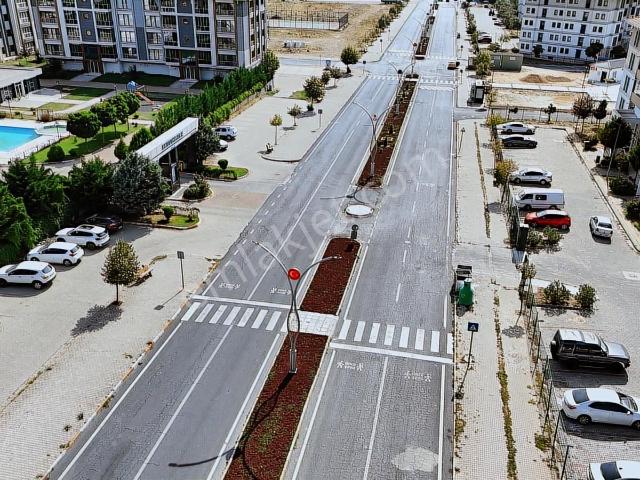 Nokta Emlak Tan Araç Takaslı 2+1 Daire. konakkale West