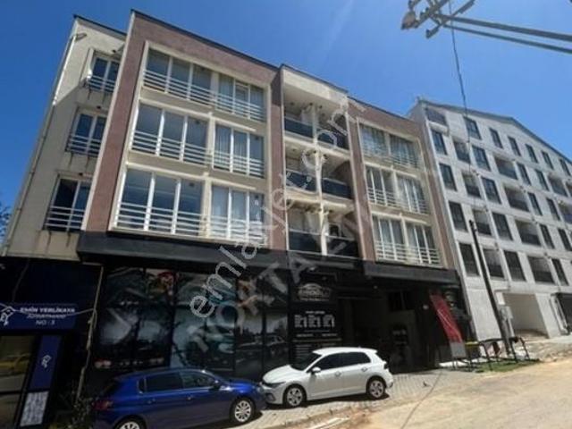 Nokta Emlak Dan Görükle De 80m2 Aile Tipi Satılık 2+1