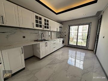 NOKTA'DAN TORBALI MAHALLESİNDE BUTİK SİTE İÇİNDE LÜKS 3+1 DAİRE