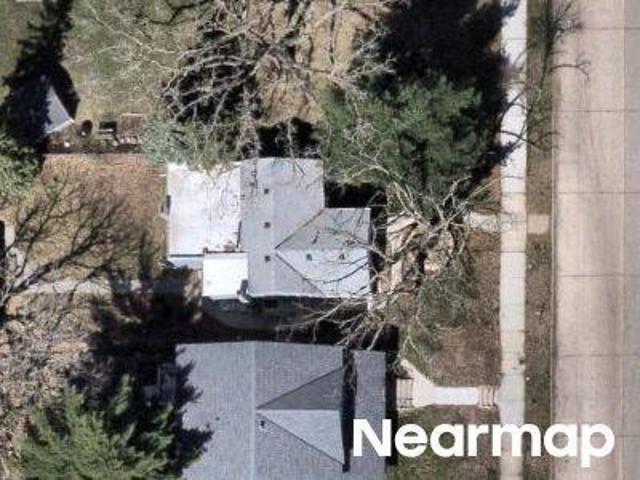 Nokomis Ave