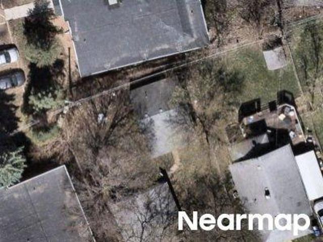 Nokomis Ave
