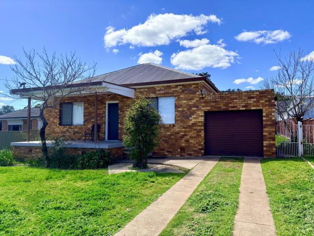 NORTH TAMWORTH Fully Renovated 4 Bedroom House
