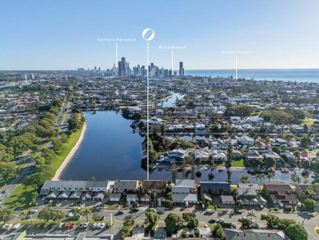 North To Water Townhouse, Absolute Prime Location