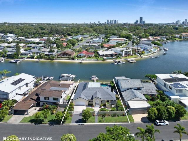 North to Water Waterfront Estate with Beach, Pontoon & Main River Access