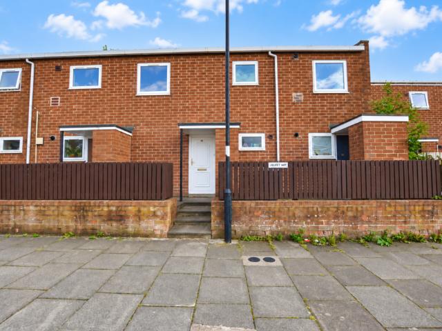 North View, Newcastle Upon Tyne, Tyne. 2 bed apartment to rent £900 pcm £208 pw