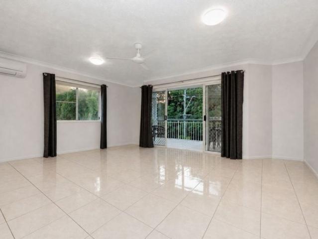 North Ward Living – Comfort, Convenience & Lifestyle!