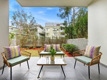 North West Facing Garden Apartment | Light Filled & Private